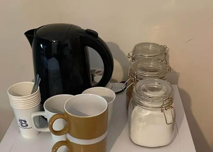 Shared Male Хостел