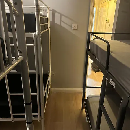 Hostel Airport Private For 6